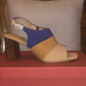 Block heel, peep toe sandal